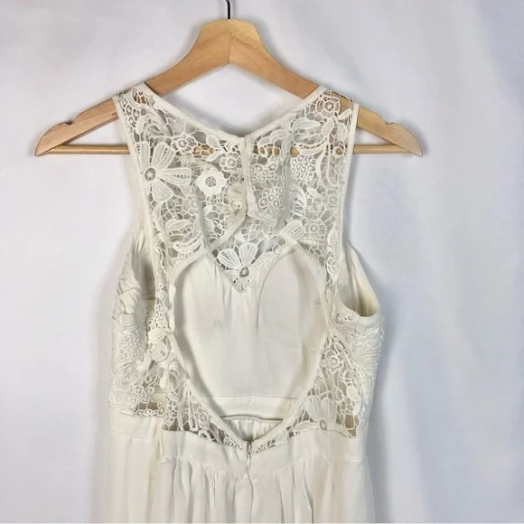 Lulu's Ivory White So Far Lace Bust Open Back Formal Gown S - Picture 5 of 8